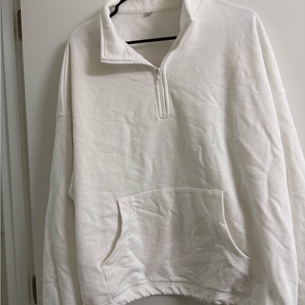Women’s quarter zip drawstring with pockets